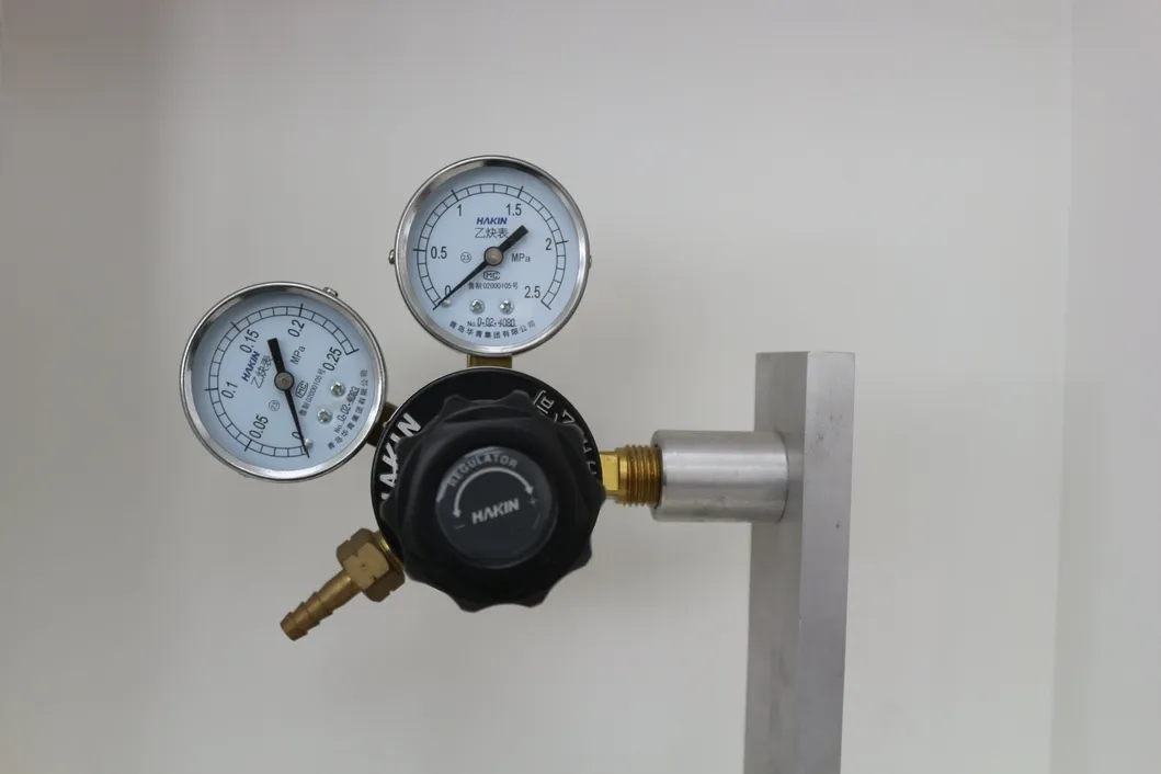 Acetylene Regulator with Zahran Connection